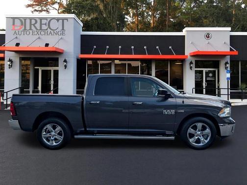 2016 RAM 1500 SLT