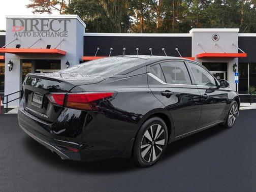 Black 2020 Nissan Altima 2.5 SR