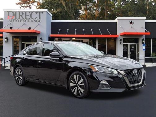 Black 2020 Nissan Altima 2.5 SR