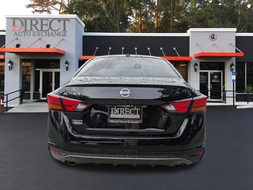 Black 2020 Nissan Altima 2.5 SR