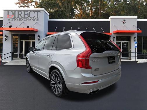 2020 Volvo XC90 T6 Momentum 7 Passenger