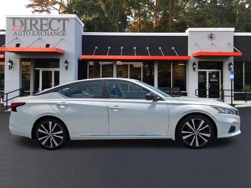 White 2019 Nissan Altima 2.5 SR