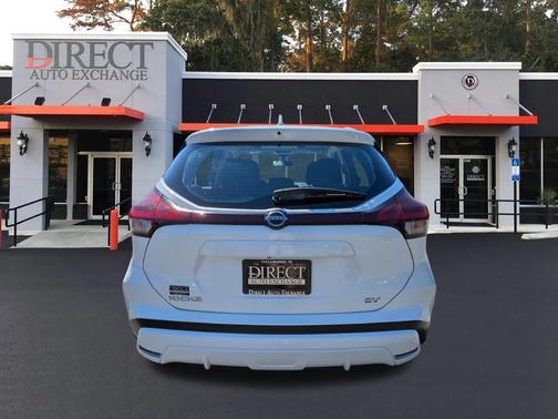 2022 Nissan Kicks SV