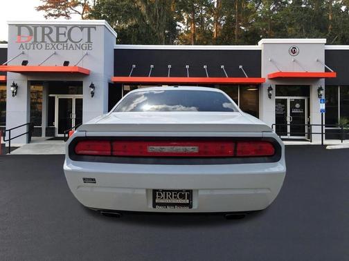 Bright White 2013 Dodge Challenger SXT