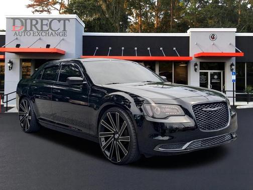 2019 Chrysler 300 Touring