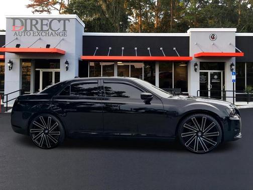 2019 Chrysler 300 Touring