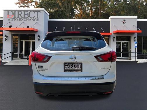 2018 Nissan Rogue Sport SV