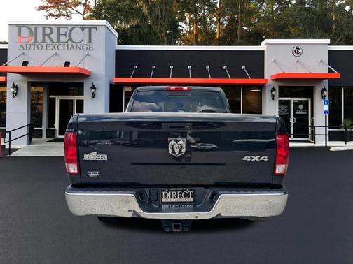 2018 RAM 1500 SLT