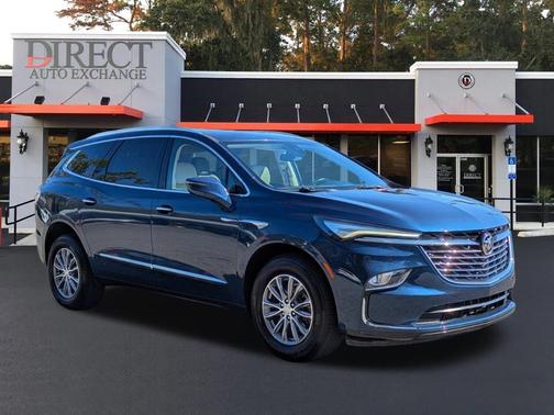 2022 Buick Enclave Essence