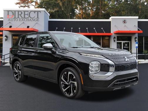 2022 Mitsubishi Outlander ES