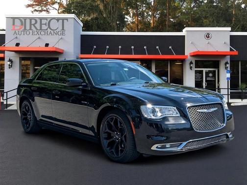 2019 Chrysler 300 Touring