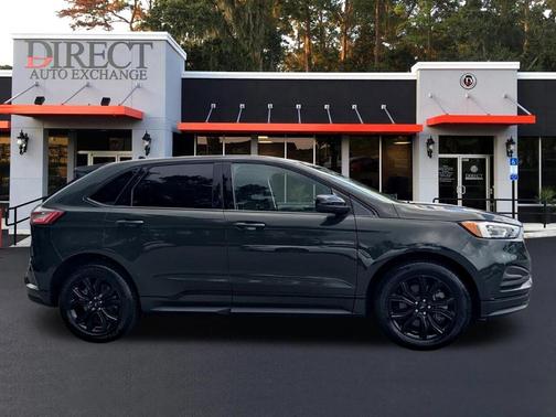 2022 Ford Edge SE