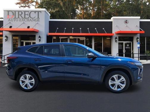 Blue Glow Metallic 2024 Chevrolet Trax LS
