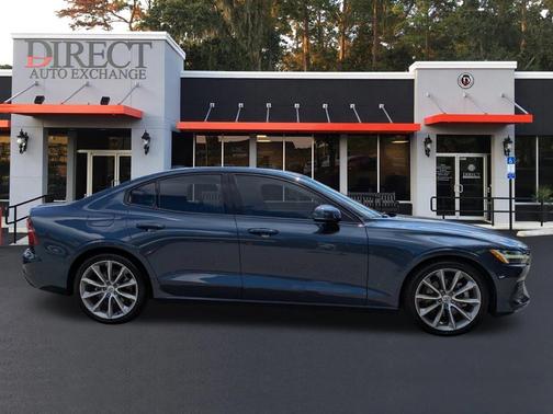 2020 Volvo S60 T5 Momentum