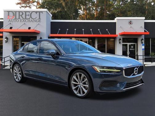 2020 Volvo S60 T5 Momentum