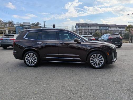 2020 Cadillac XT6 Premium Luxury FWD