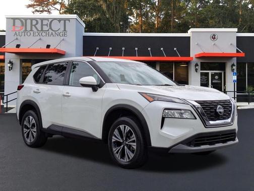 Pearl White Tri-Coat 2023 Nissan Rogue SV
