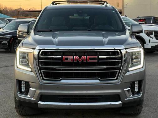 2022 GMC Yukon XL SLT