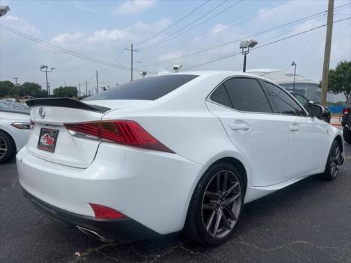 2018 Lexus IS 300 Base