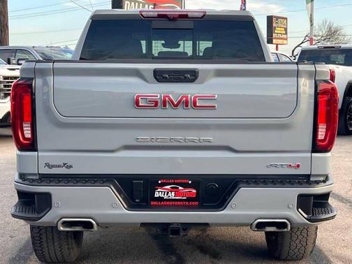 2025 GMC Sierra 1500 AT4
