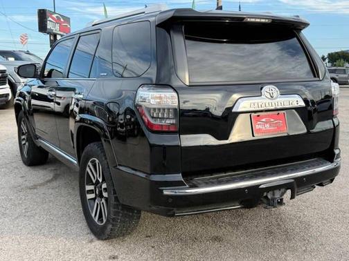 Midnight Black Metallic 2018 Toyota 4Runner Limited
