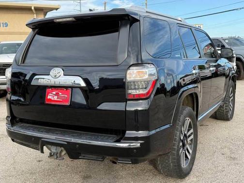 Midnight Black Metallic 2018 Toyota 4Runner Limited