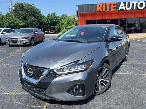 2023 Nissan Maxima SV Xtronic CVT