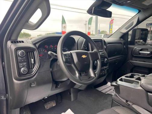 2024 Chevrolet Silverado 2500 Custom