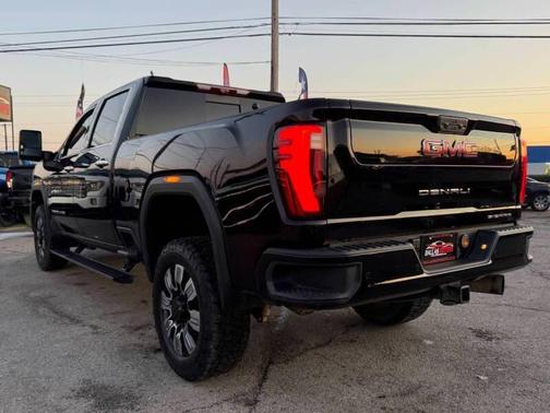 2024 GMC Sierra 2500 Denali