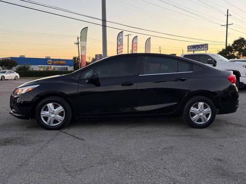 2017 Chevrolet Cruze LS
