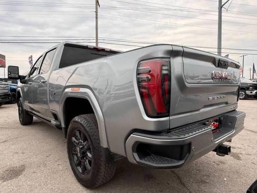 2024 GMC Sierra 2500 AT4