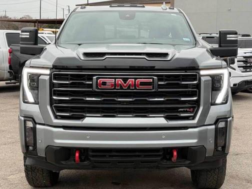 2024 GMC Sierra 2500 AT4