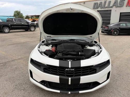 Summit White 2019 Chevrolet Camaro 1LT