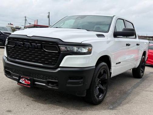 2025 RAM 1500 Express