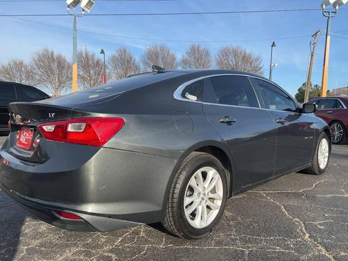 2017 Chevrolet Malibu 1LT