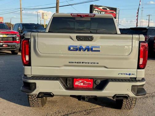 2024 GMC Sierra 1500 AT4X