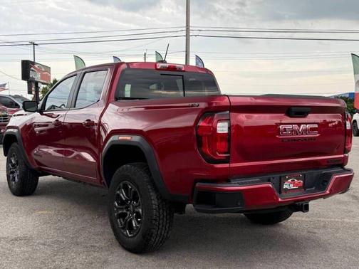 Volcanic Red Tintcoat 2024 GMC Canyon Elevation