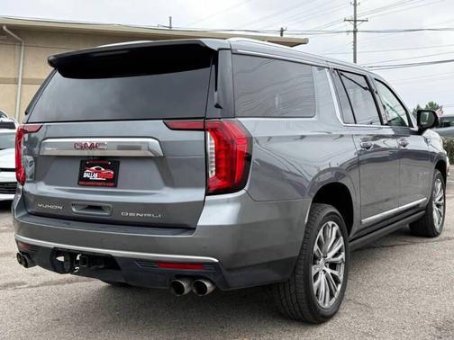 Satin Steel Metallic 2022 GMC Yukon XL Denali