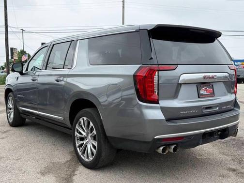 Satin Steel Metallic 2022 GMC Yukon XL Denali