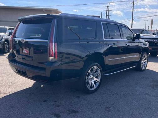 2019 Cadillac Escalade ESV Luxury