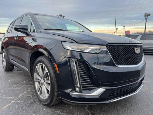 2022 Cadillac XT6 Premium Luxury AWD