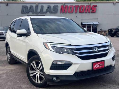 Beige 2017 Honda Pilot EX-L