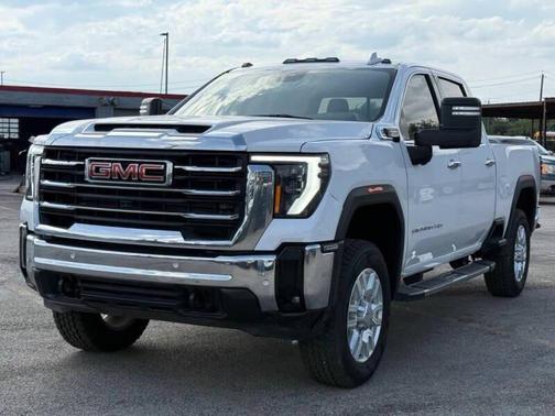 White 2024 GMC Sierra 2500 SLT