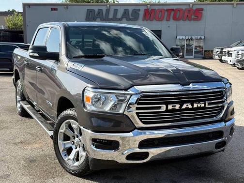 Gray 2021 RAM 1500 Big Horn/Lone Star