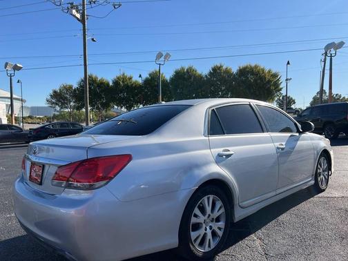 2011 Toyota Avalon Limited