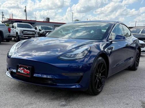 Deep Blue Metallic 2019 Tesla Model 3 Standard Range Plus