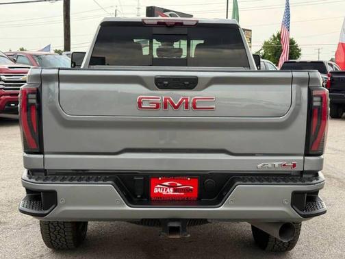 Sterling Metallic 2024 GMC Sierra 2500 AT4
