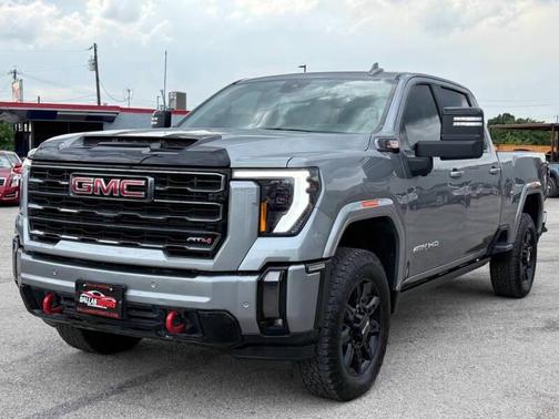 Sterling Metallic 2024 GMC Sierra 2500 AT4 Truck