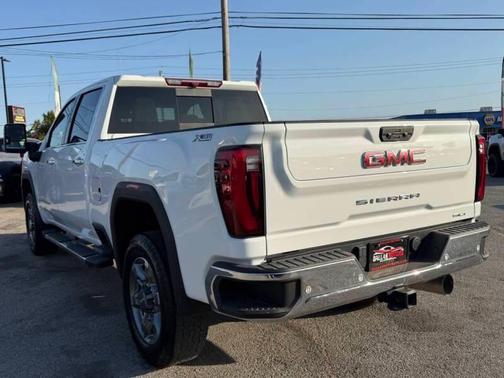 Summit White 2025 GMC Sierra 2500 SLT