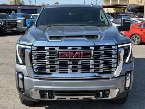 2025 GMC Sierra 2500 Denali